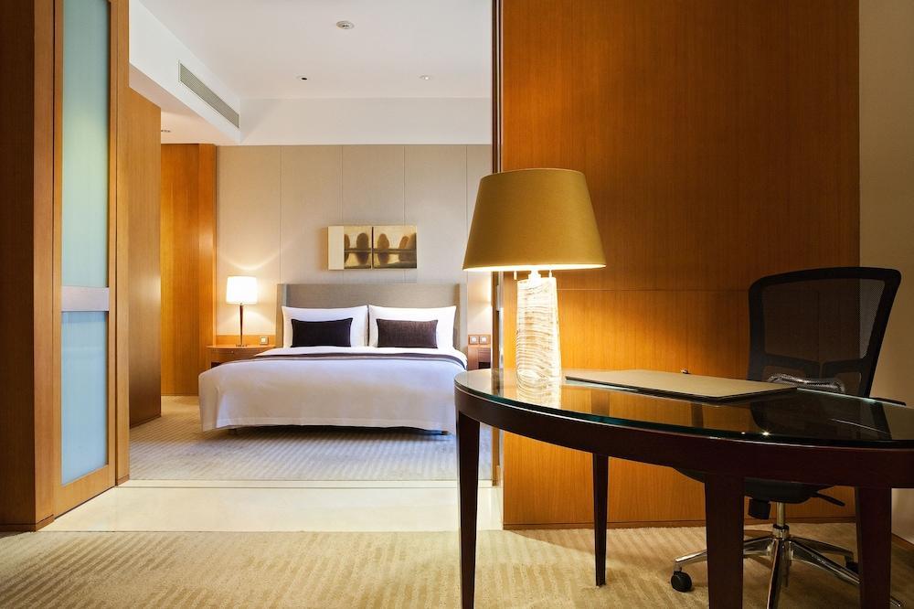 Ambassador Hotel Hsinchu Екстер'єр фото A suite at the hotel