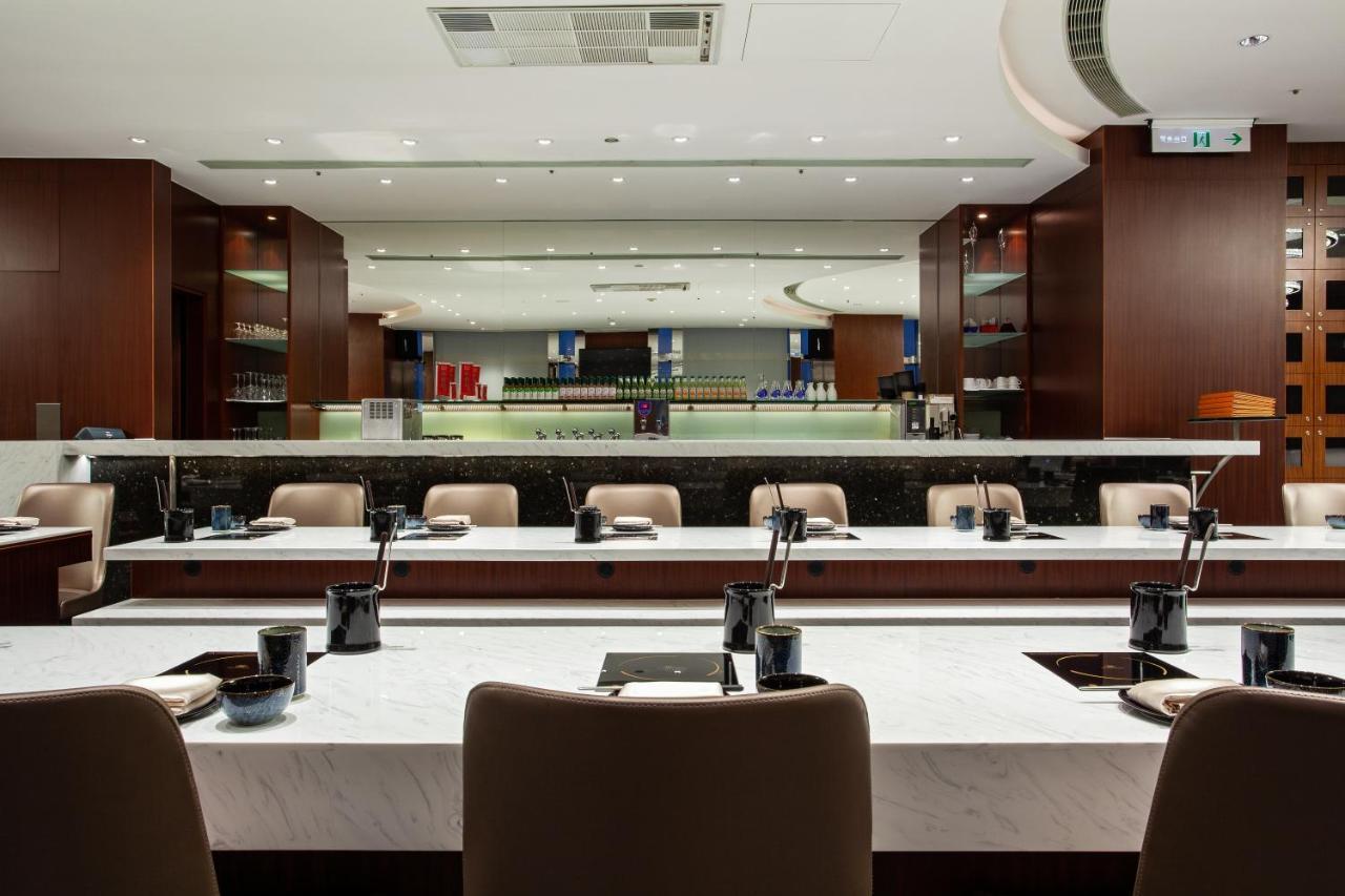 Ambassador Hotel Hsinchu Екстер'єр фото The Hong Kong Stock Exchange