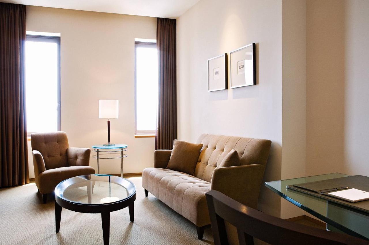 Ambassador Hotel Hsinchu Екстер'єр фото A living room