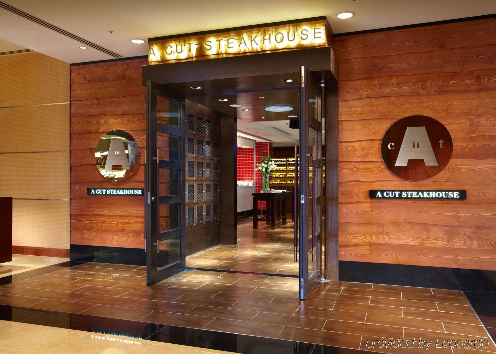 Ambassador Hotel Hsinchu Інтер'єр фото A Cut Steakhouse
