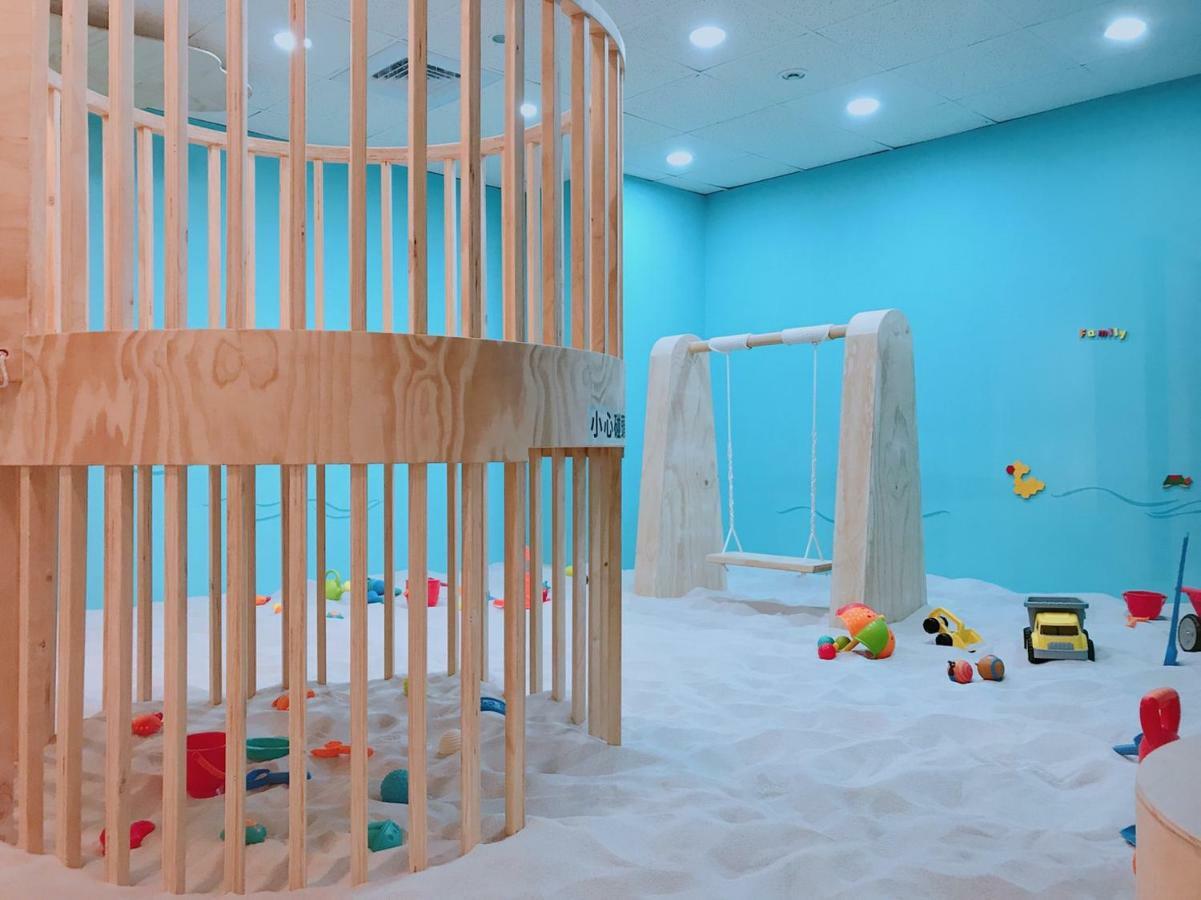 Ambassador Hotel Hsinchu Екстер'єр фото The Children's Museum of Oakville